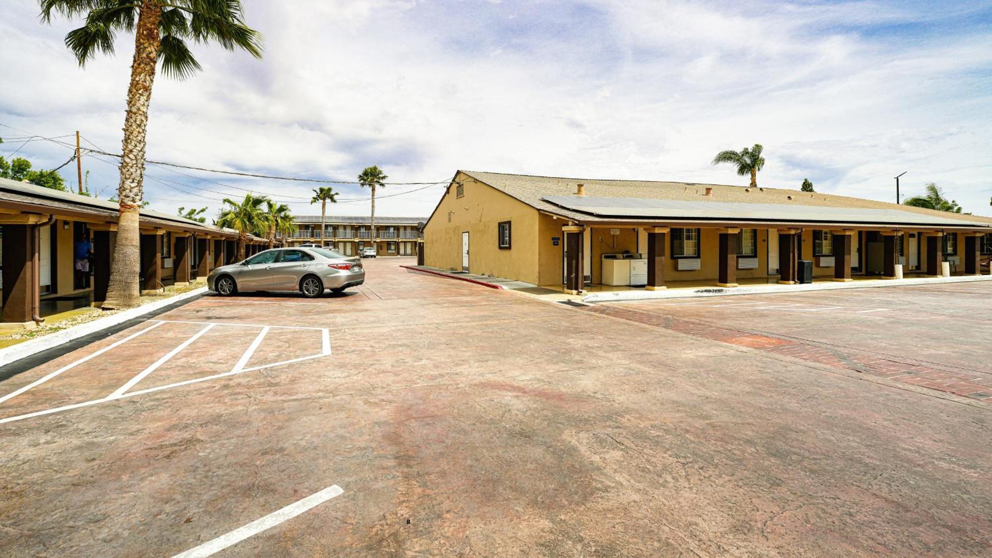 Americas Best Value Inn, Антиох Екстериор снимка