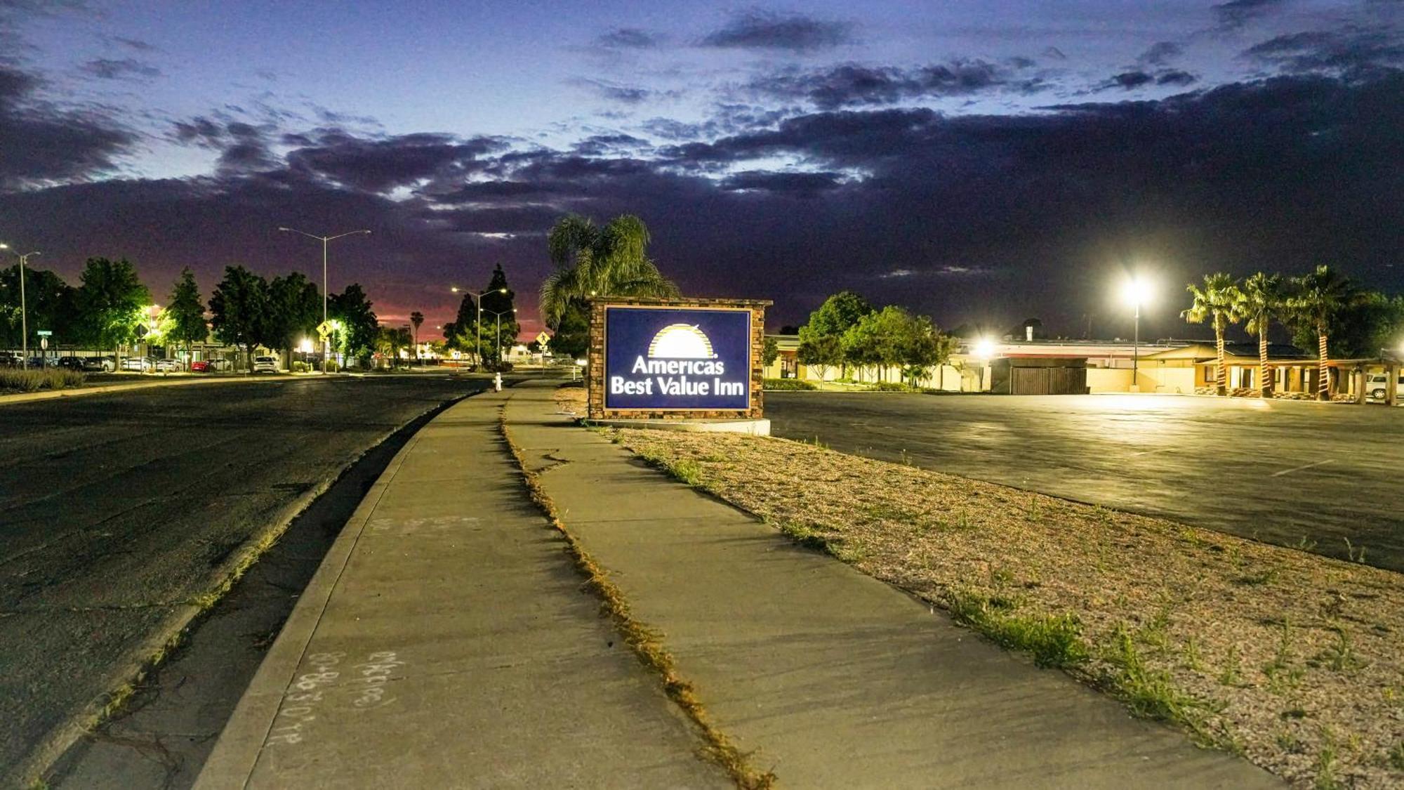 Americas Best Value Inn, Антиох Екстериор снимка