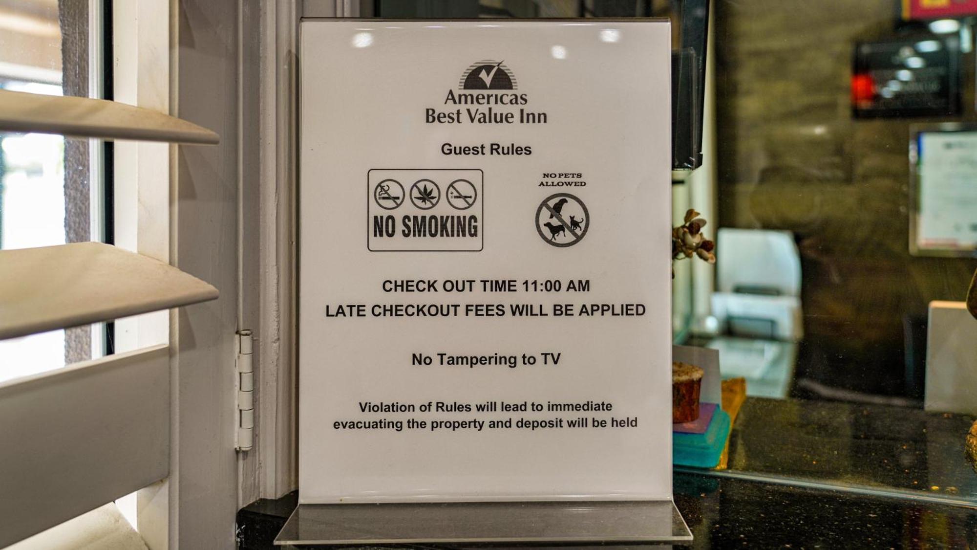 Americas Best Value Inn, Антиох Екстериор снимка