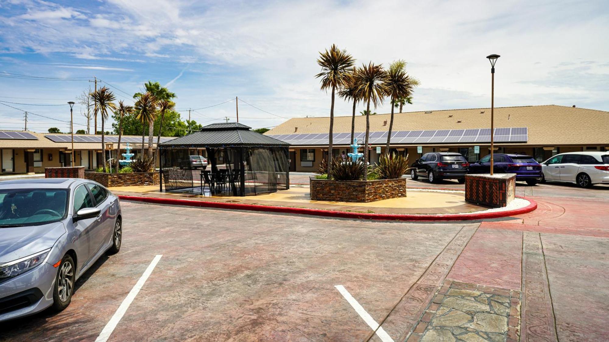 Americas Best Value Inn, Антиох Екстериор снимка